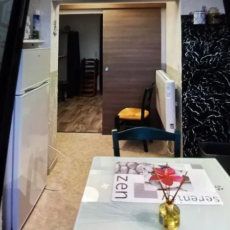 Céline Les Bains Appartamento